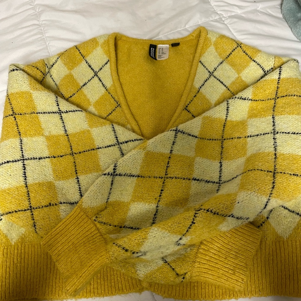 Yellow, h&m sweater